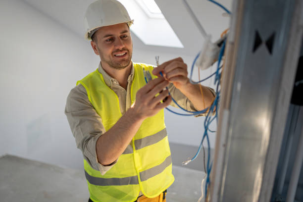 Best Affordable Emergency Electrician  in Eyota, MN
